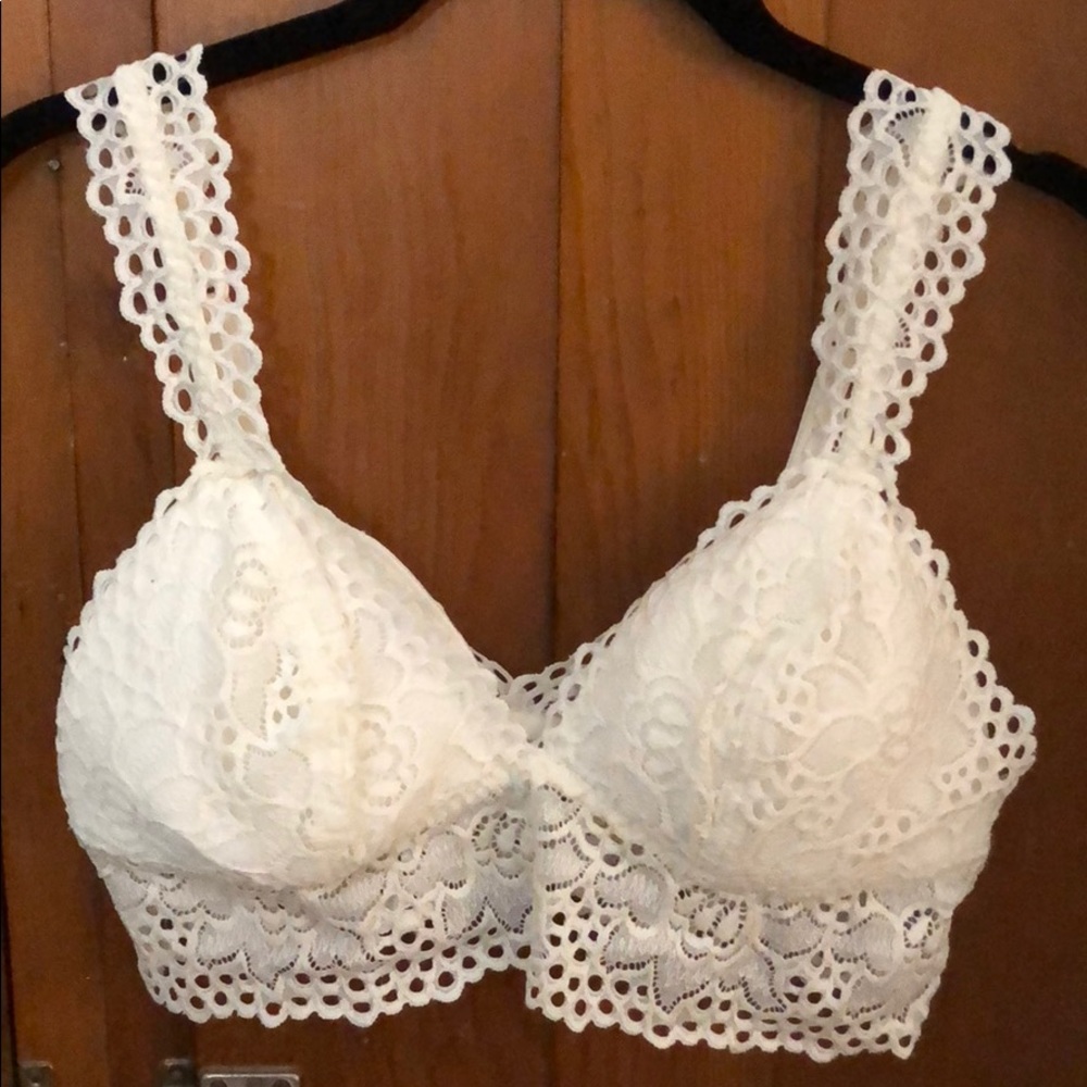 White lace bralette